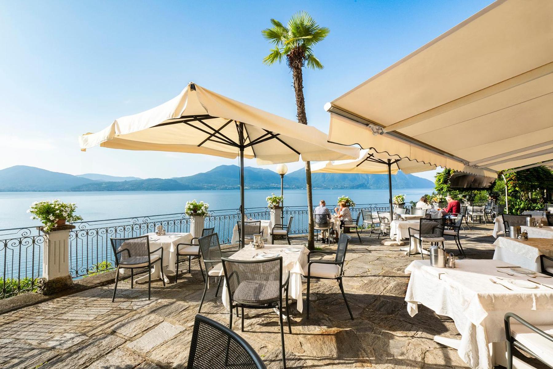 Hotel La Rondinella Cannero Riviera Exterior photo